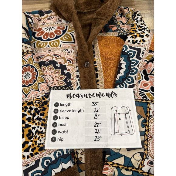 Comfyluxe Shacket Sweater Jacket Cardigan OS Eye Catching Artsy Boho Faux Fur - Picture 7 of 7
